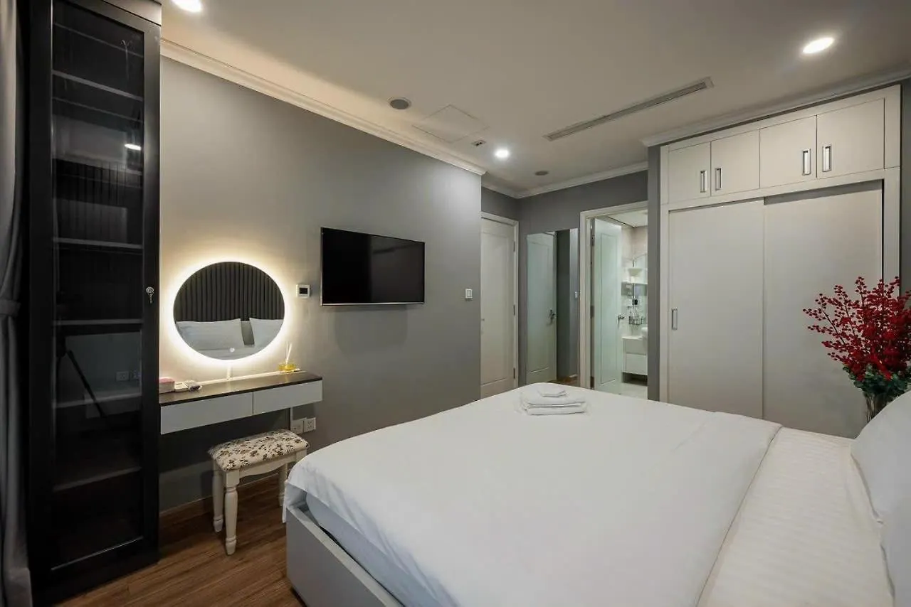 Vinhome Central Park Ho Chi Minh City 0*,  Vietnam